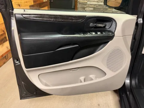 More photos of 2019 Dodge Grand Caravan SE at Kurt Johnson Auto Sales & Service, PA