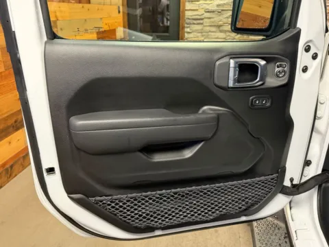 More photos of 2023 Jeep Wrangler Willys at Kurt Johnson Auto Sales & Service, PA