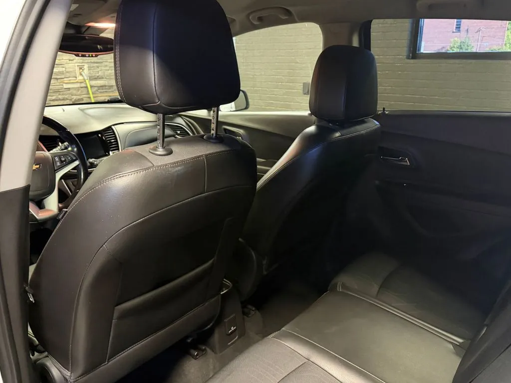 2019 Chevrolet Trax LT - Photo 10