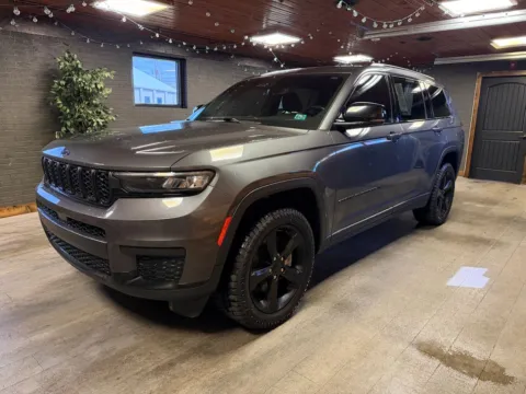 Gray 2021 Jeep Grand Cherokee L Altitude for sale in DuBois, PA