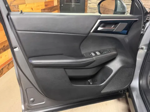 More photos of 2022 Mitsubishi Outlander SE at Kurt Johnson Auto Sales & Service, PA