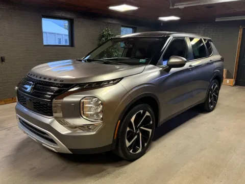 Silver 2022 Mitsubishi Outlander SE for sale in DuBois, PA