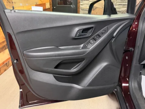 More photos of 2020 Chevrolet Trax LS at Kurt Johnson Auto Sales & Service, PA
