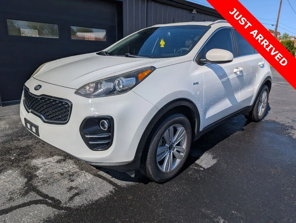 White 2018 Kia Sportage LX for sale in DuBois, PA