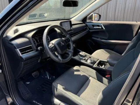 More photos of 2022 Mitsubishi Outlander ES at Kurt Johnson Auto Sales & Service, PA