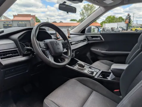 More photos of 2022 Mitsubishi Outlander ES at Kurt Johnson Auto Sales & Service, PA