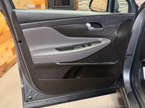 More photos of 2020 Hyundai Santa Fe SEL at Kurt Johnson Auto Sales & Service, PA