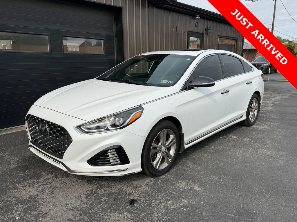 2019 Hyundai Sonata Sport's photo