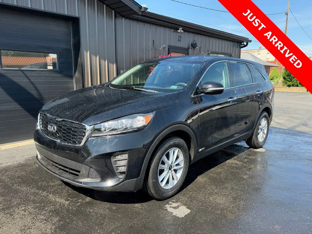 Black 2019 Kia Sorento LX for sale in DuBois, PA