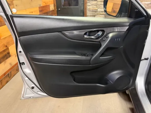 More photos of 2019 Nissan Rogue SV at Kurt Johnson Auto Sales & Service, PA
