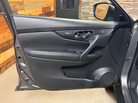 More photos of 2018 Nissan Rogue S at Kurt Johnson Auto Sales & Service, PA