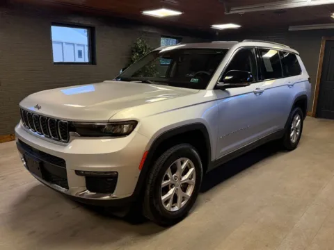 Silver 2023 Jeep Grand Cherokee L Limited for sale in DuBois, PA