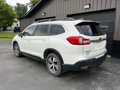 More photos of 2021 Subaru Ascent Premium at Kurt Johnson Auto Sales & Service, PA