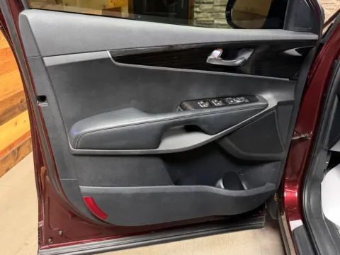 More photos of 2020 Kia Sorento LX at Kurt Johnson Auto Sales & Service, PA
