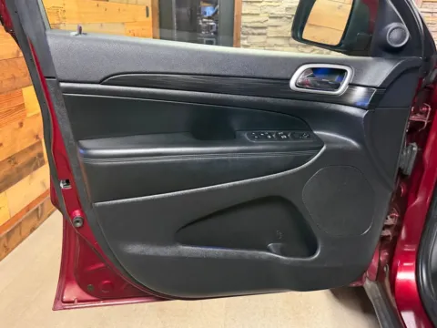 More photos of 2020 Jeep Grand Cherokee Laredo E at Kurt Johnson Auto Sales & Service, PA