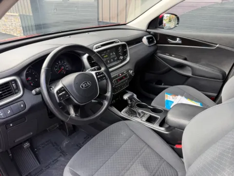 More photos of 2019 Kia Sorento LX at Kurt Johnson Auto Sales & Service, PA