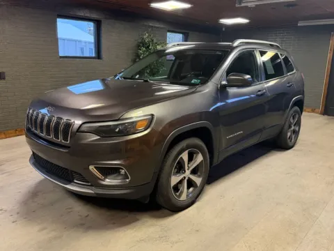 Unknown 2019 Jeep Cherokee Limited for sale in DuBois, PA