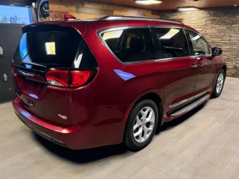 More photos of 2018 Chrysler Pacifica Touring L at Kurt Johnson Auto Sales & Service, PA