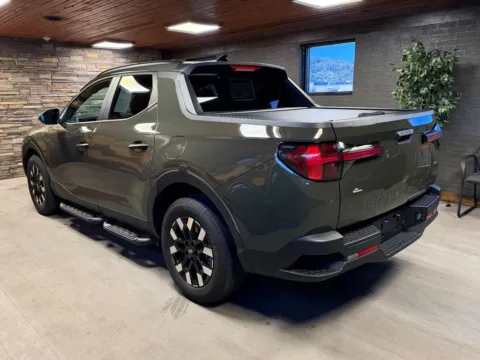 More photos of 2025 Hyundai Santa Cruz SEL at Kurt Johnson Auto Sales & Service, PA