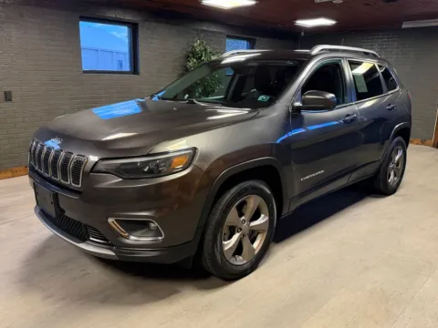 Gray 2020 Jeep Cherokee Limited for sale in DuBois, PA