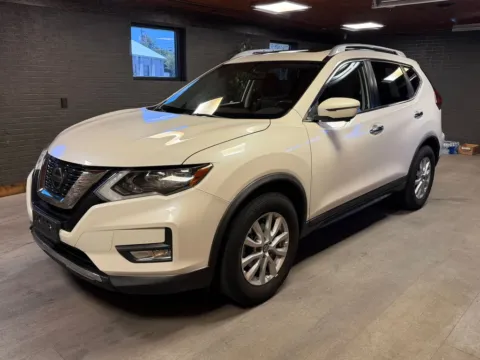 White 2018 Nissan Rogue SV for sale in DuBois, PA