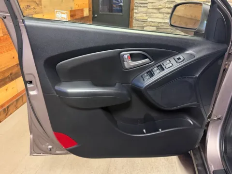 More photos of 2013 Hyundai Tucson GLS at Kurt Johnson Auto Sales & Service, PA