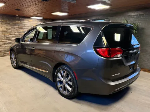 More photos of 2018 Chrysler Pacifica Limited at Kurt Johnson Auto Sales & Service, PA