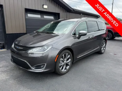 Unknown 2018 Chrysler Pacifica Limited for sale in DuBois, PA