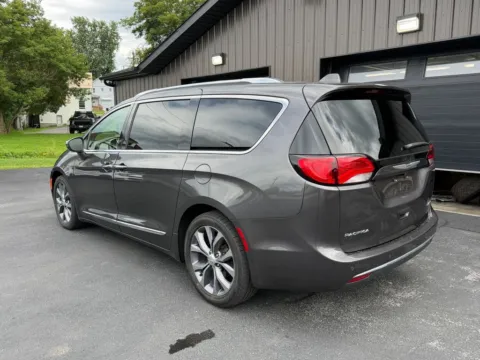 More photos of 2018 Chrysler Pacifica Limited at Kurt Johnson Auto Sales & Service, PA