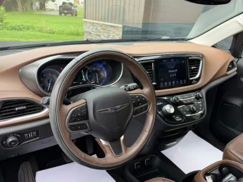 More photos of 2018 Chrysler Pacifica Limited at Kurt Johnson Auto Sales & Service, PA