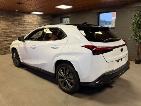 More photos of 2023 Lexus UX 250h F SPORT Handling at Kurt Johnson Auto Sales & Service, PA