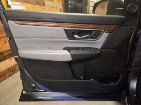More photos of 2019 Honda CR-V Touring at Kurt Johnson Auto Sales & Service, PA