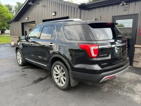 More photos of 2016 Ford Explorer Limited at Kurt Johnson Auto Sales & Service, PA