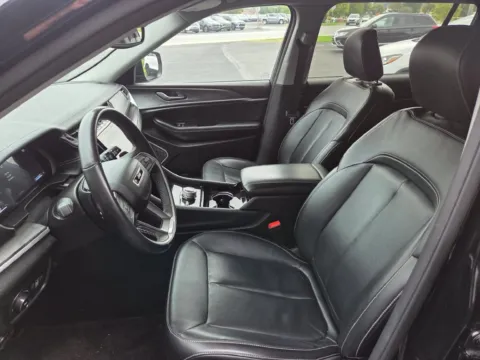 More photos of 2021 Jeep Grand Cherokee L Limited at Kurt Johnson Auto Sales & Service, PA