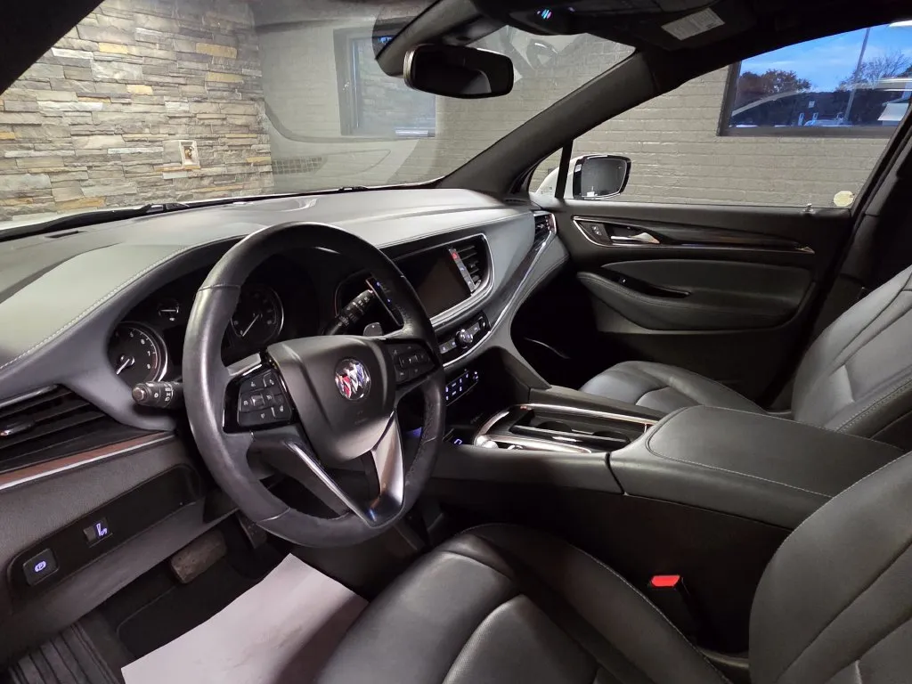 2023 Buick Enclave Essence - Photo 8