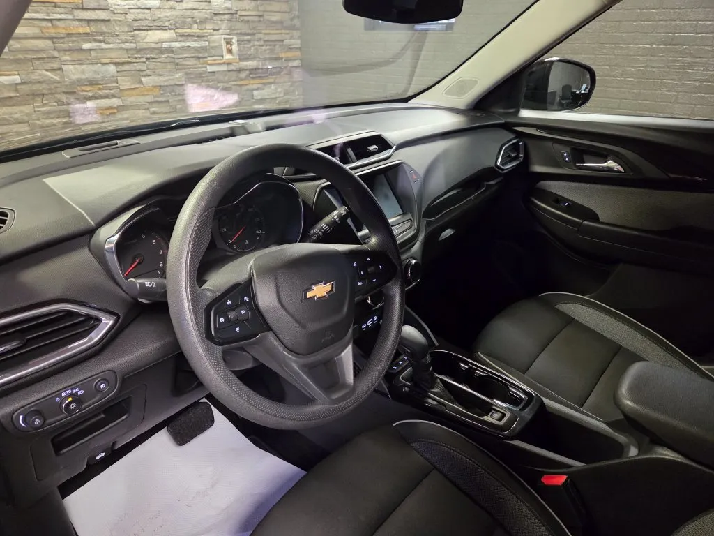 2023 Chevrolet TrailBlazer LT - Photo 7