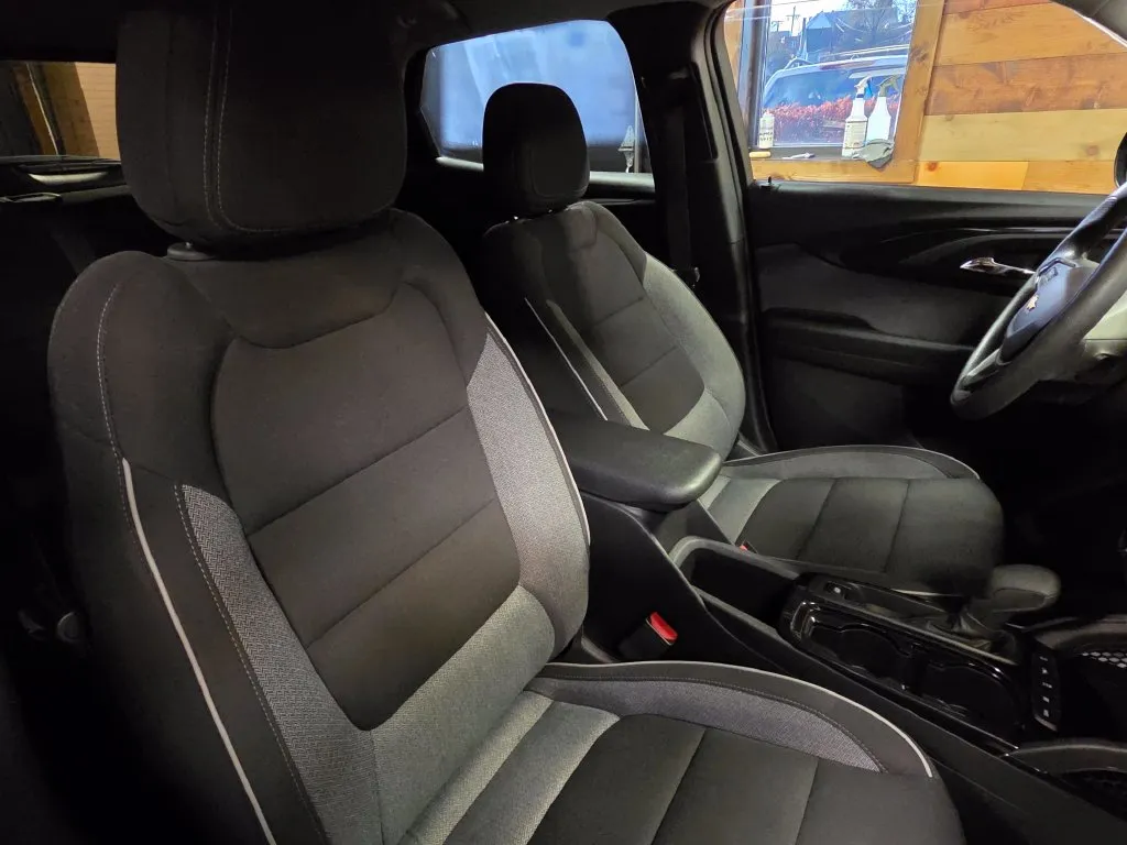 2023 Chevrolet TrailBlazer LT - Photo 23