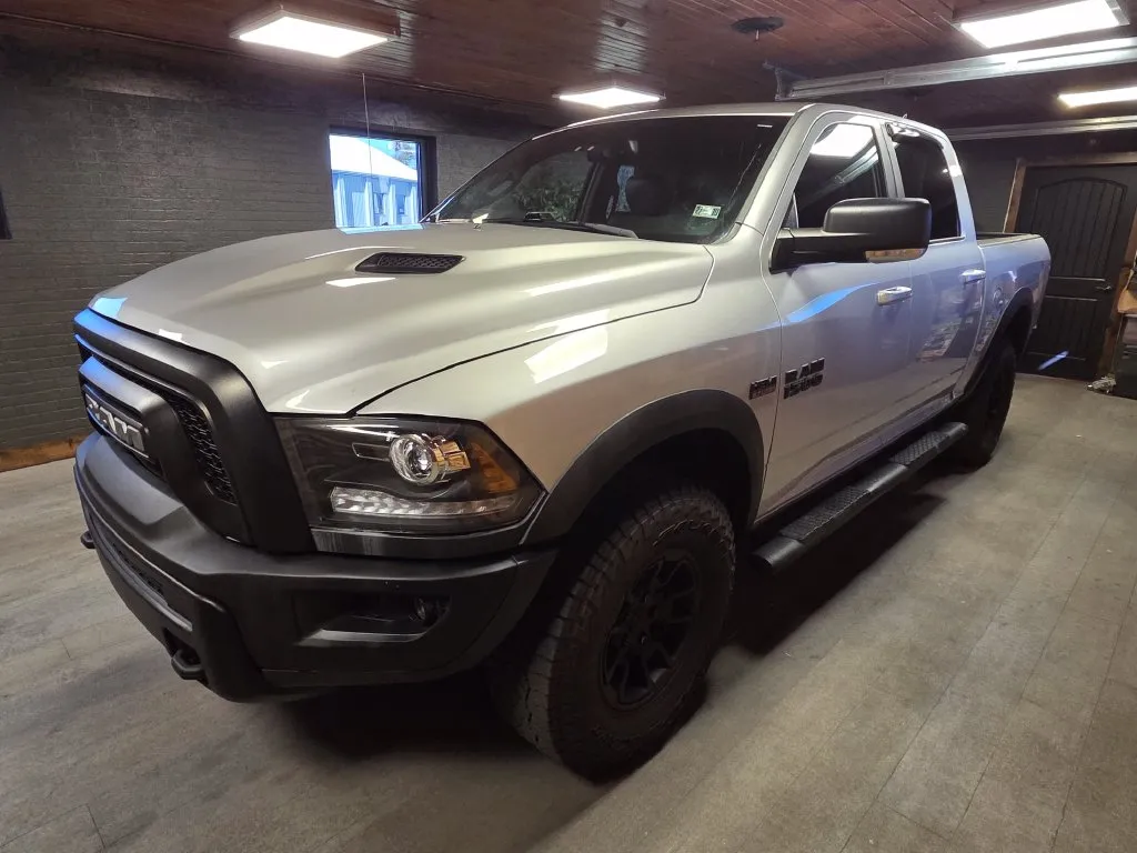 2016 RAM 1500 Pickup