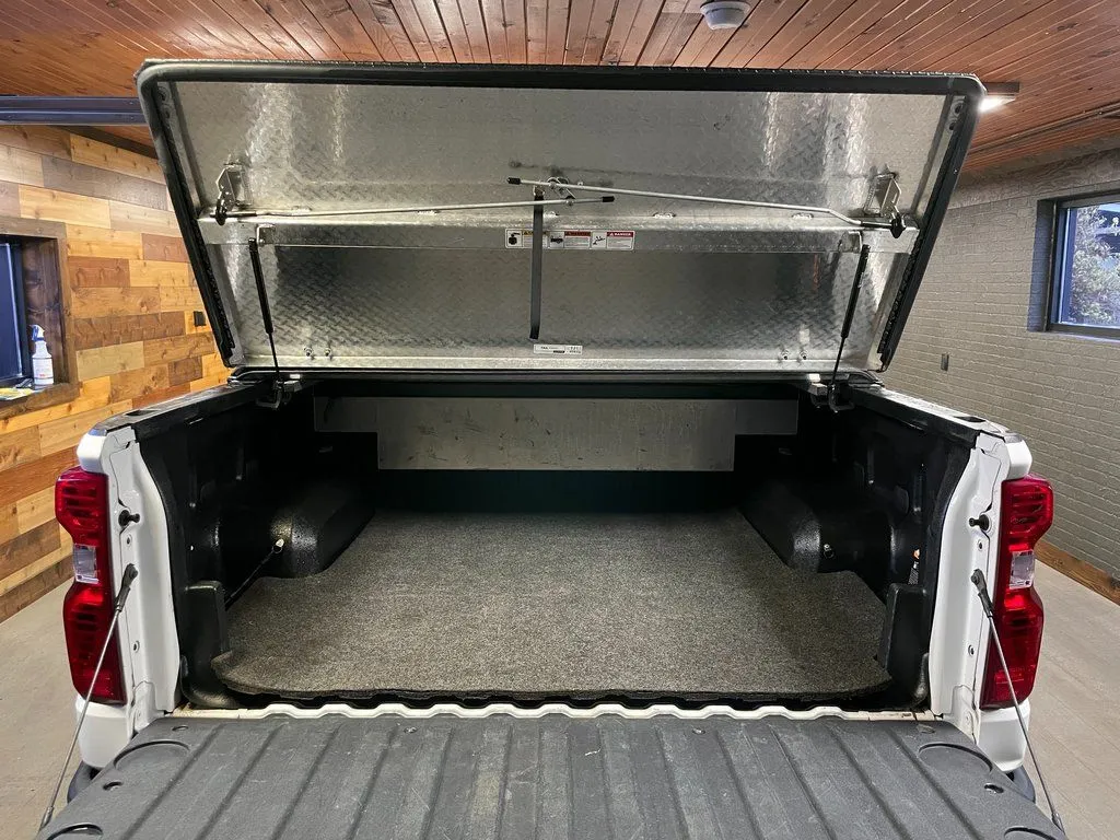 2019 Chevrolet Silverado 1500 LT - Photo 15