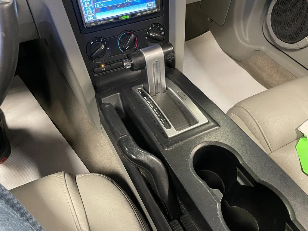 2006 Ford Mustang Standard - Photo 21