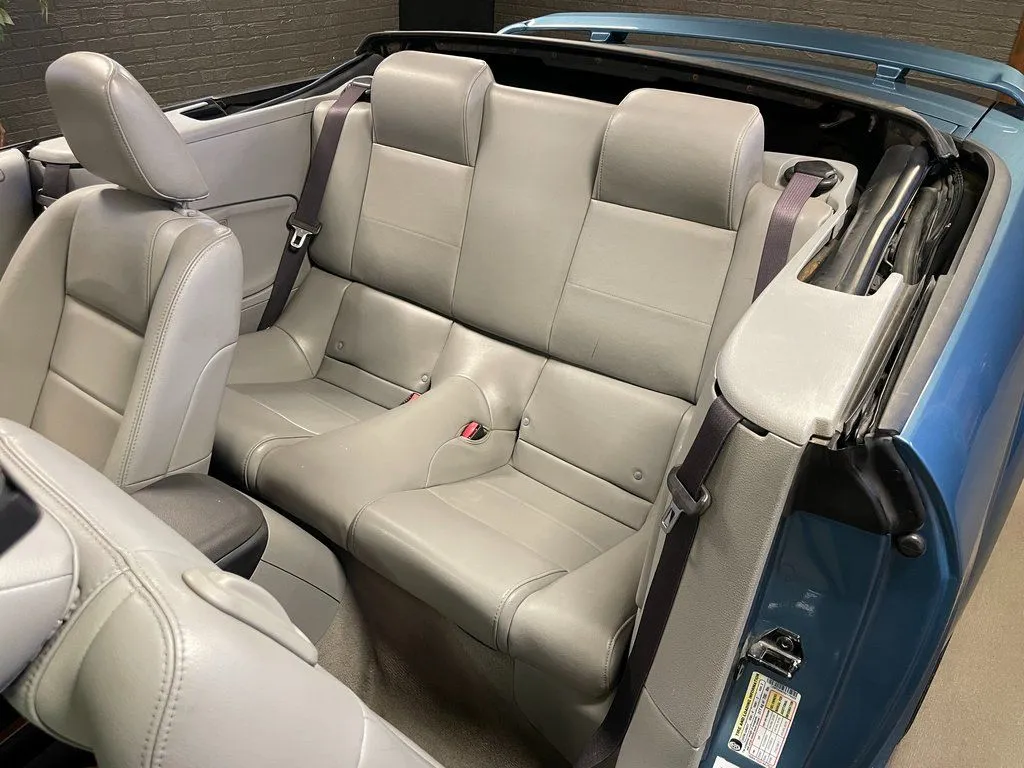 2006 Ford Mustang Standard - Photo 10