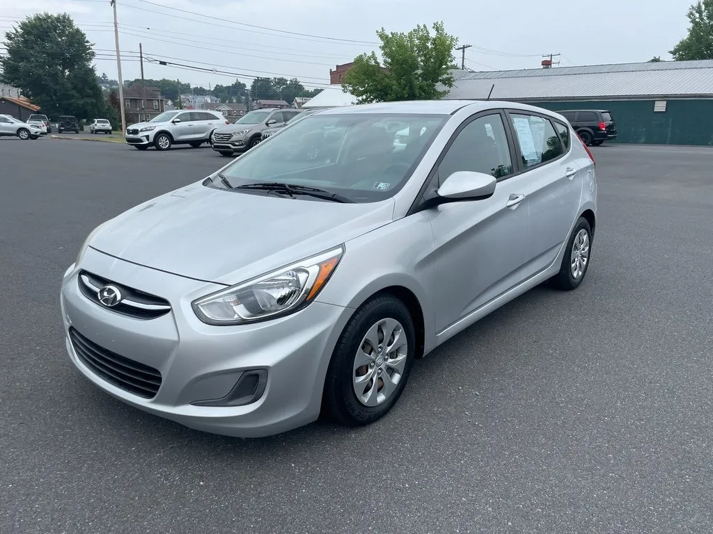 2016 Hyundai Accent SE