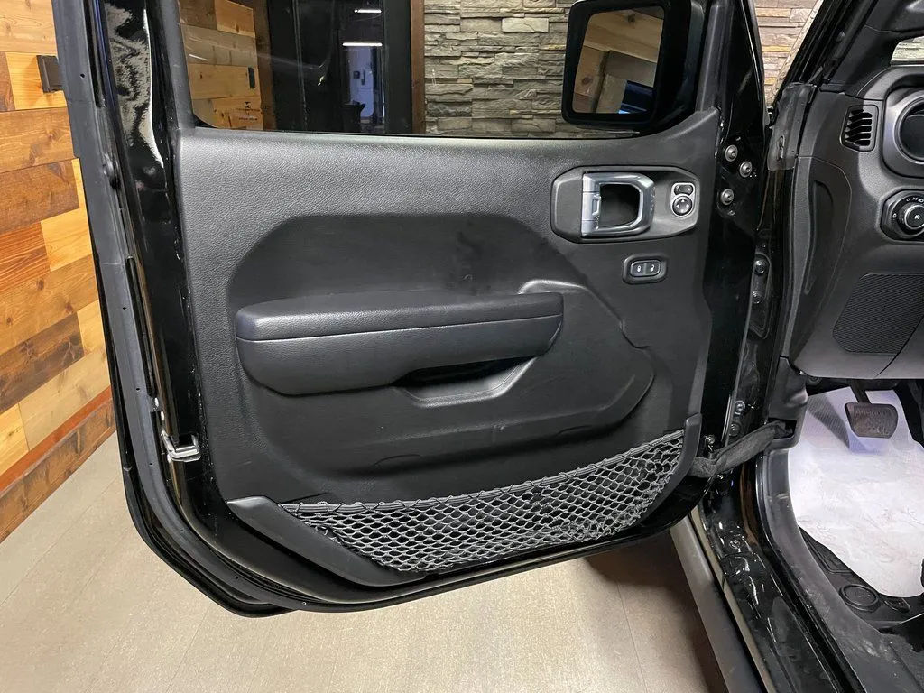 2021 Jeep Wrangler Unlimited Willys - Photo 5