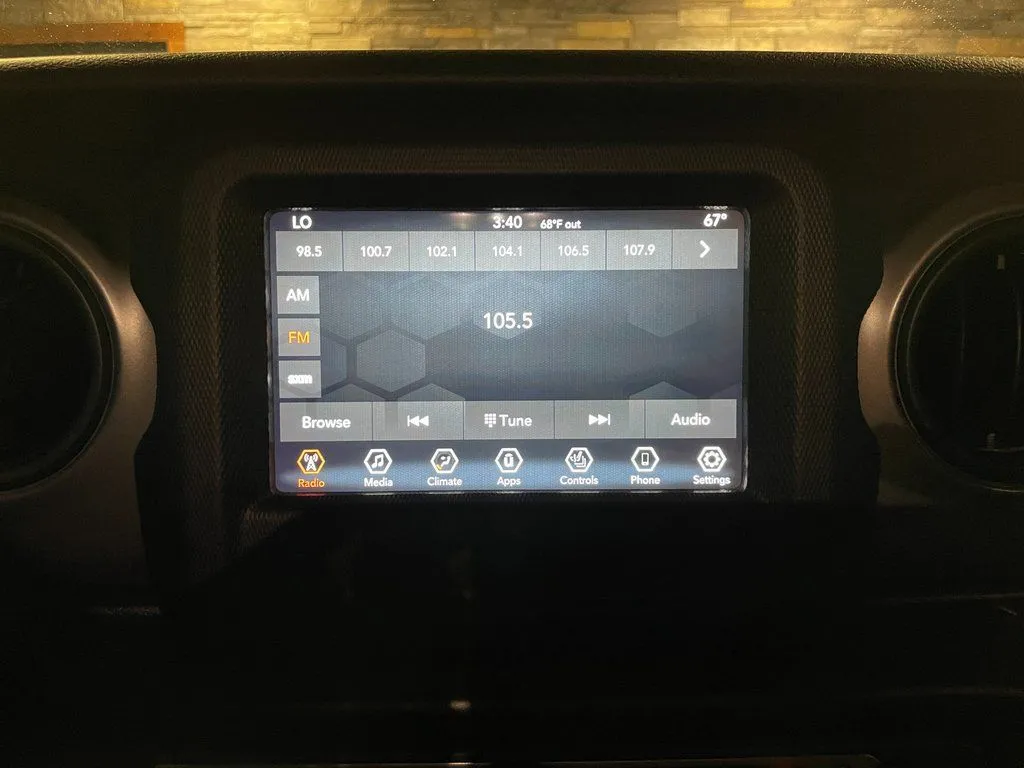 2021 Jeep Wrangler Unlimited Willys - Photo 25