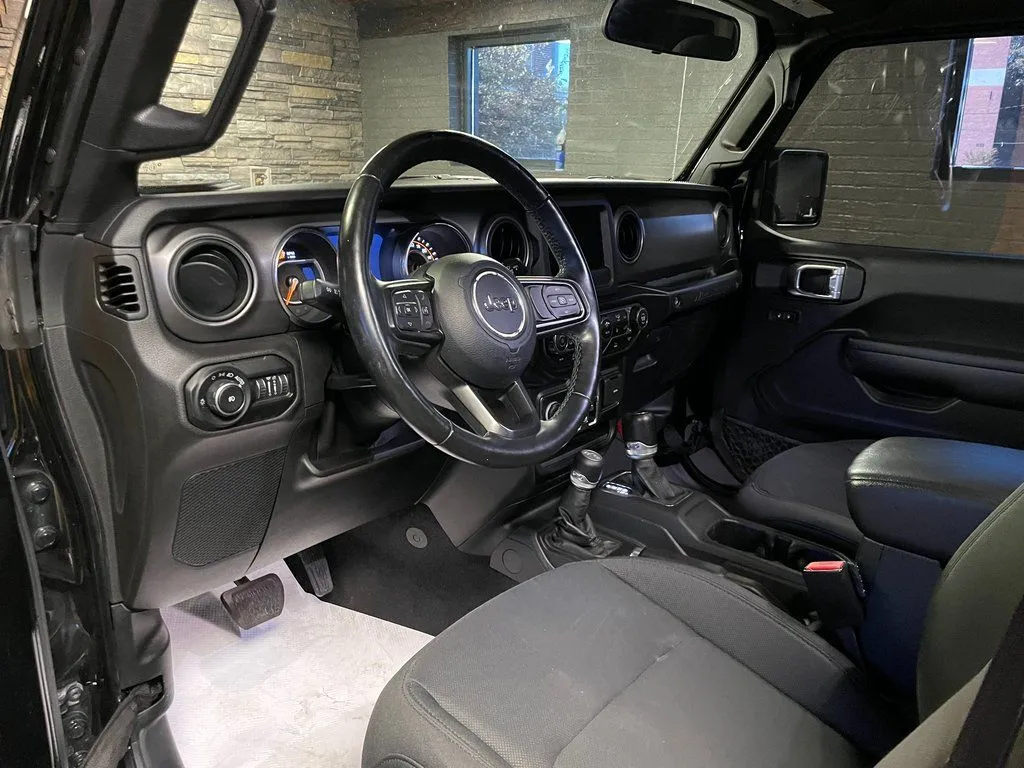 2021 Jeep Wrangler Unlimited Willys - Photo 6