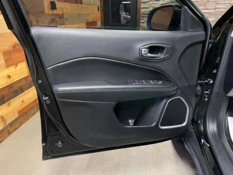 More photos of 2018 Jeep Compass Latitude at Kurt Johnson Auto Sales & Service, PA