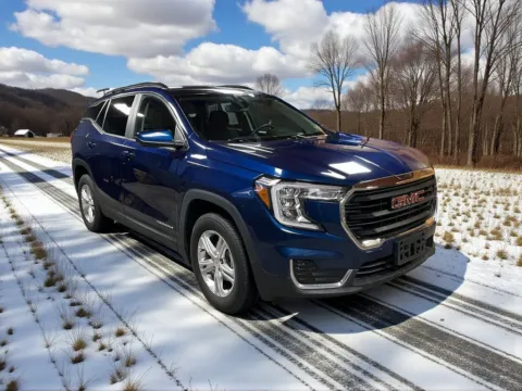Blue 2022 GMC Terrain SLE for sale in DuBois, PA