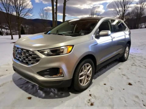 Another view of 2022 Ford Edge SEL for sale in DuBois, PA at Kurt Johnson Auto Sales & Service