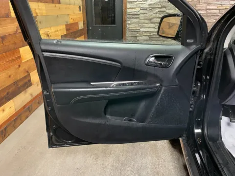 More photos of 2018 Dodge Journey Crossroad at Kurt Johnson Auto Sales & Service, PA