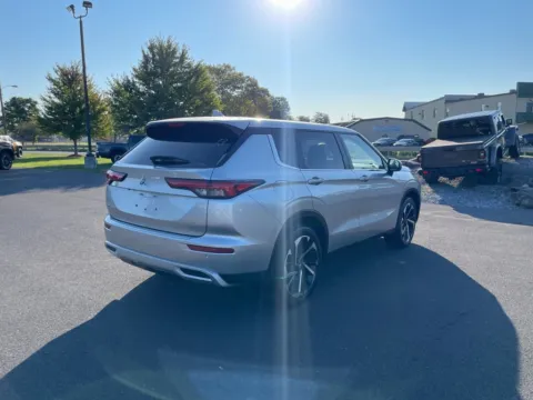 Another view of 2022 Mitsubishi Outlander SE for sale in DuBois, PA at Kurt Johnson Auto Sales & Service